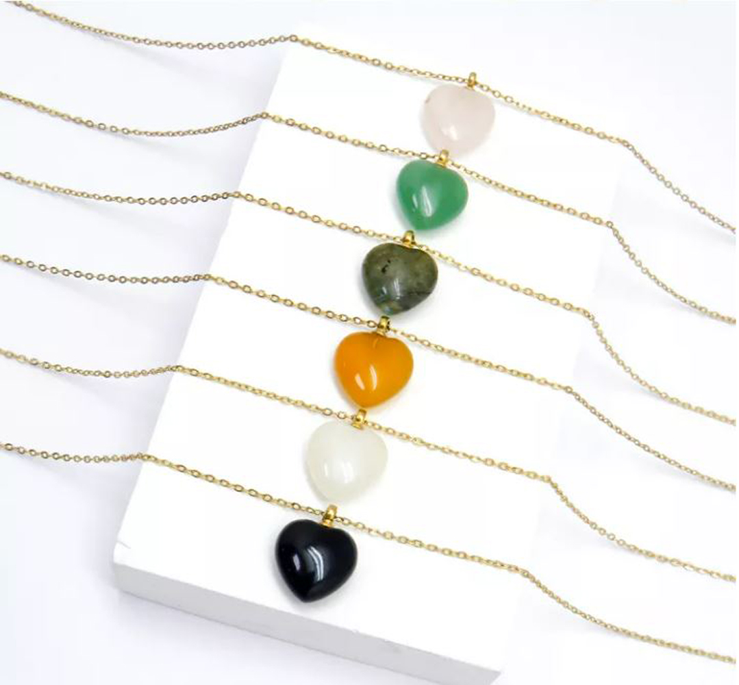 Collar de Corazón en Chapa Oro 18K, Cuarzo Rosa, Aventurina, Agata, Obsidiana. Gemoterapia, Energiza Chakras, Curación Reiki, Feng Shui - Aventurina Verde