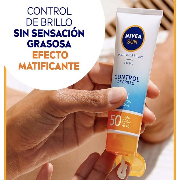 Protector Solar Facial Nivea Sun Control de Brillo Efecto Mate FPS50+ 2 pzas de 50 ml c/u