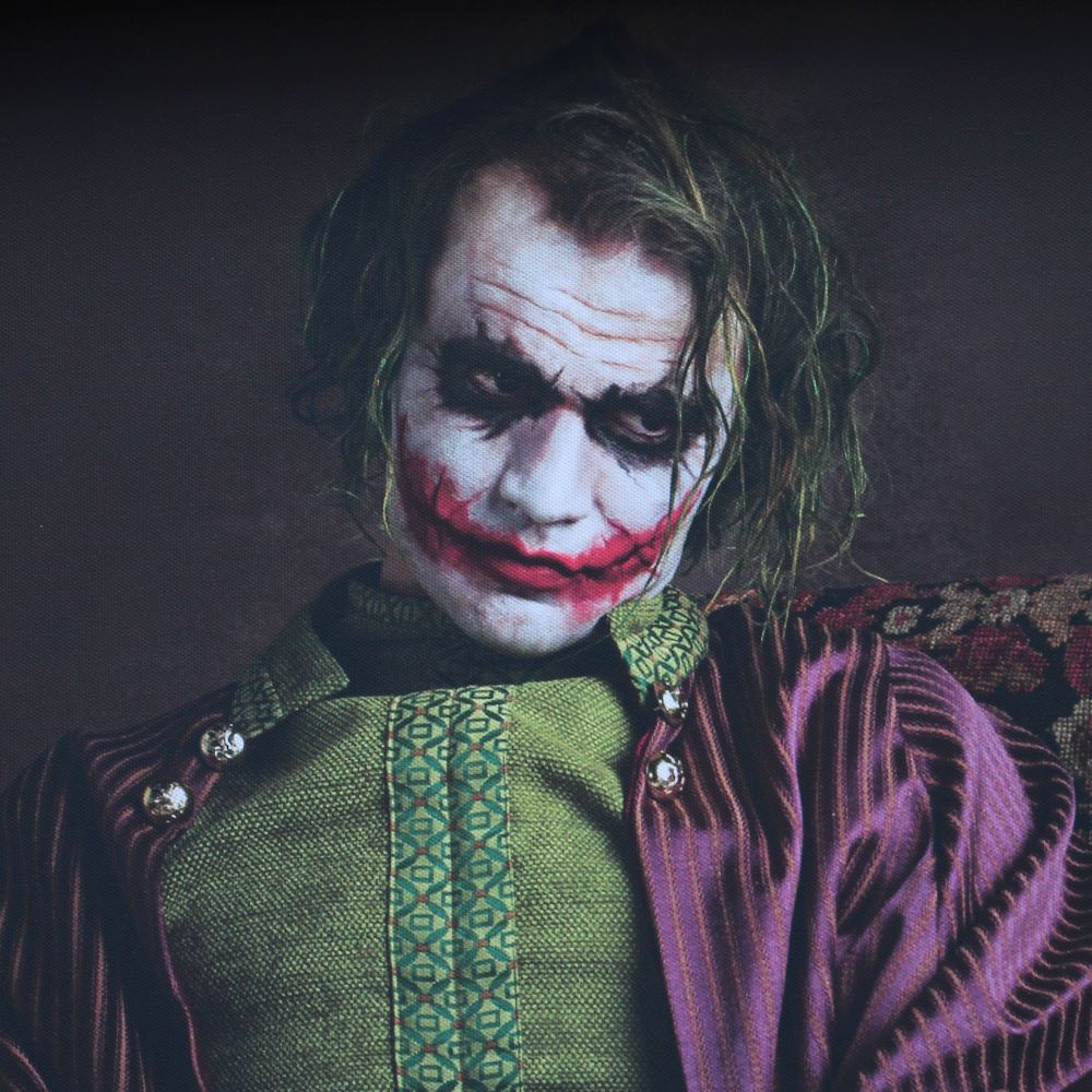 Cuadro de Joker en tela con marco dorado