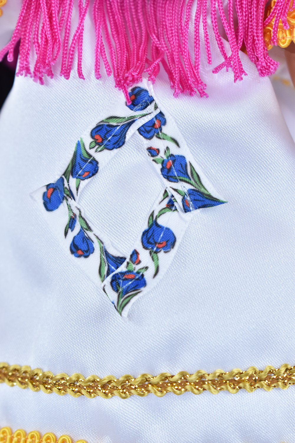 Eulalia Colecciones- Muñeca Mexicana Modelo Princesa Maya.  Pieza de colección de 38 cm. Hecha a Mano. Creación Original, variedad de colores en telas, detalles y accesorios.