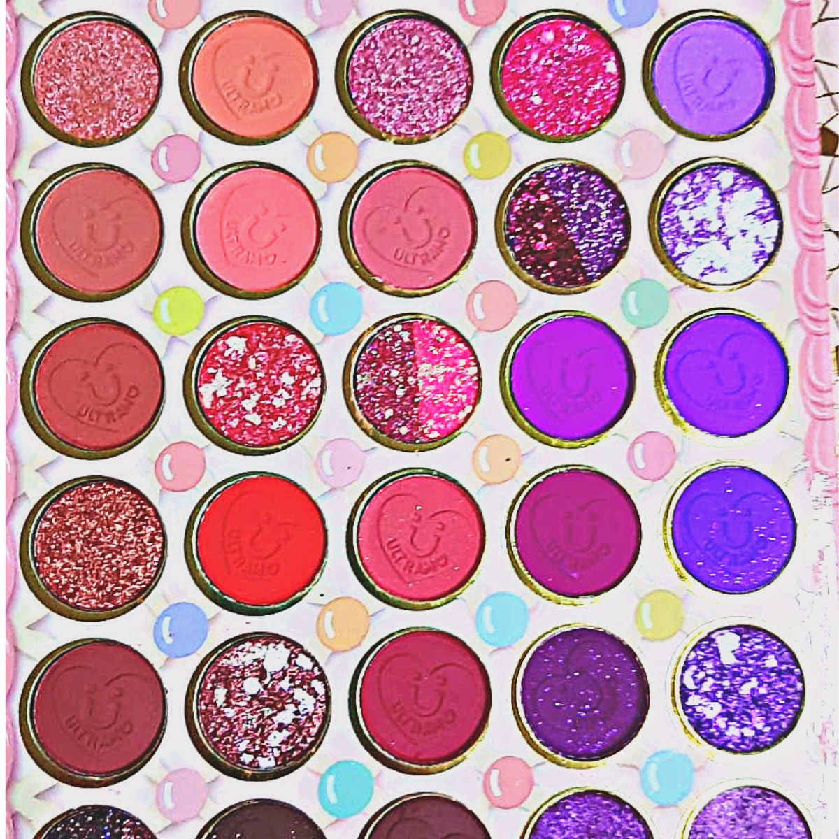 Paleta de sombras Ultramo 105 tonos