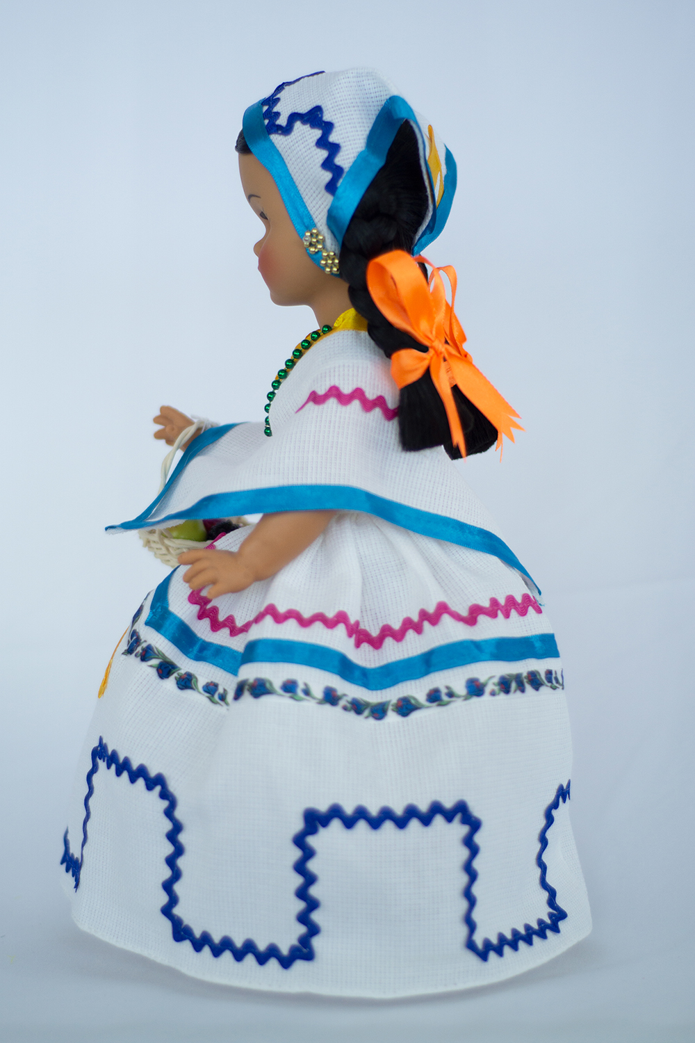 Eulalia Colecciones Muñeca Mexicana Modelo San Luis Potosí. Muñecas Típicas Mexicanas, México en bonitas muñecas, pieza de colección de 34 cm.