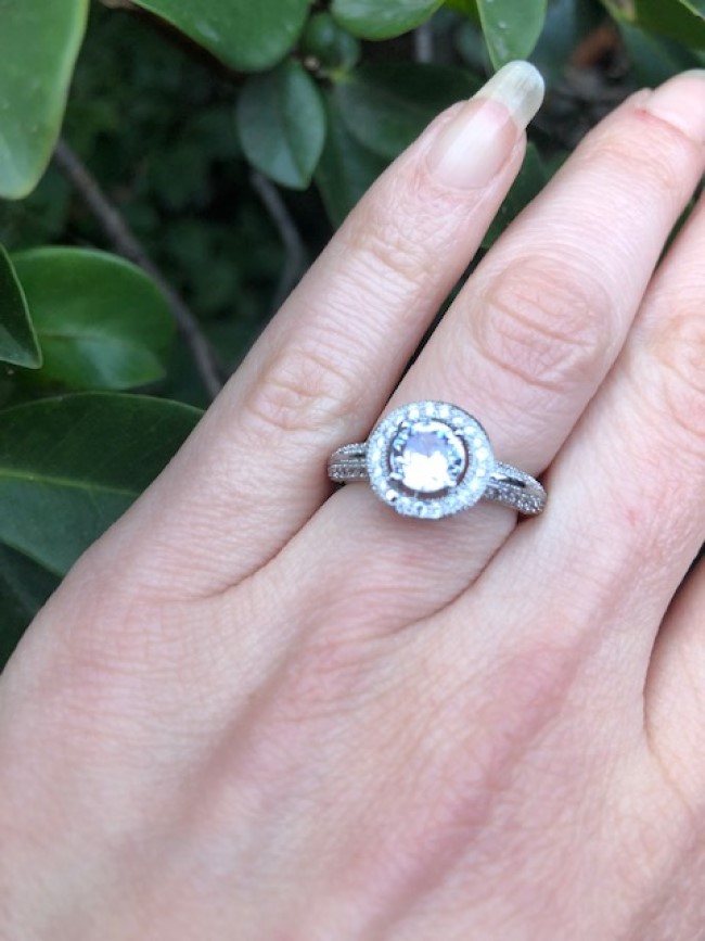 Anillo Promesa De  Zirconias Cúbicas Con Plata 925