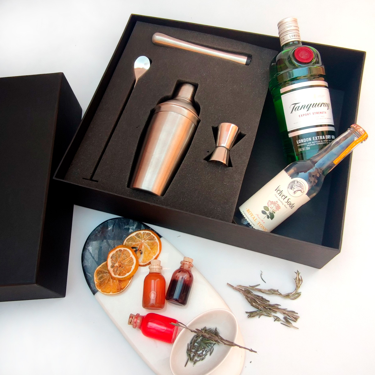 Kit De Coctelería Con Tanqueray