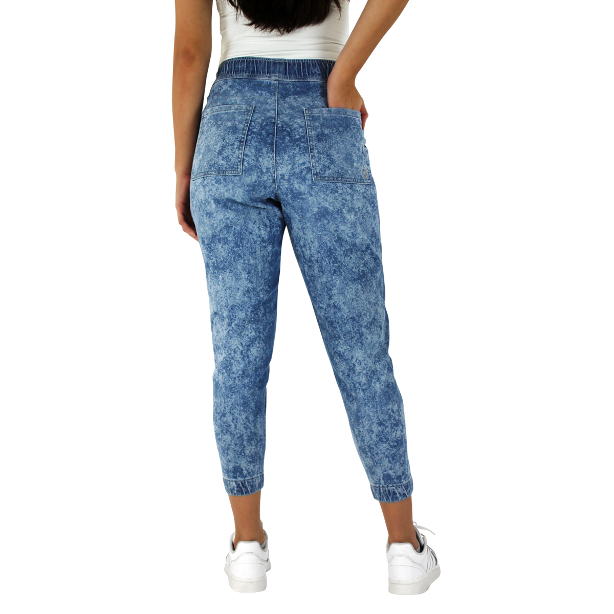 Jogger De Mezclilla Innermotion Azul Claro Estilo 1400 Para Mujer