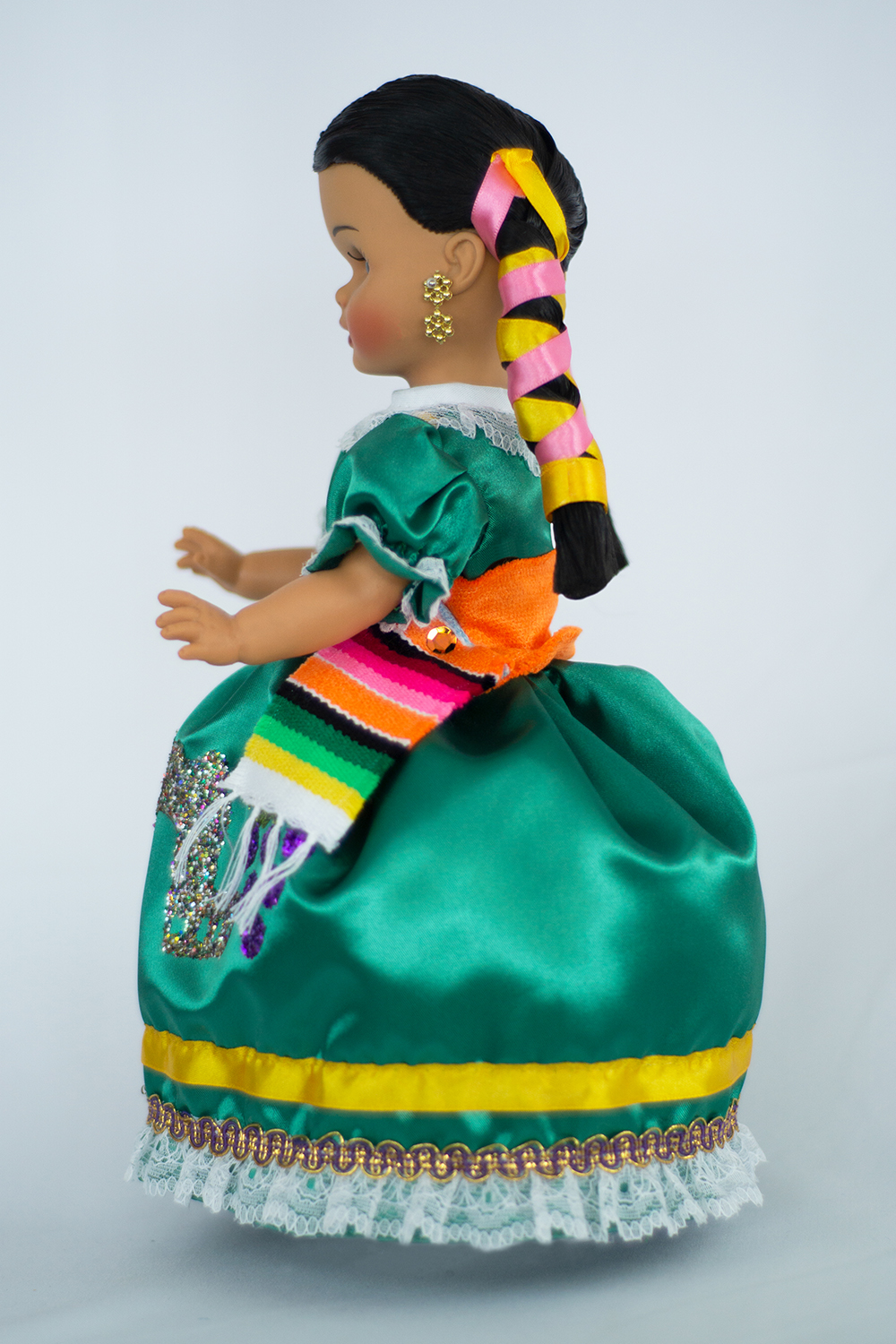 Eulalia Colecciones- Muñeca Mexicana Modelo Aguascalientes. Muñecas Típicas Mexicanas, México en bonitas muñecas, pieza de colección de 34 cm. Varios colores en ropa y accesorios.