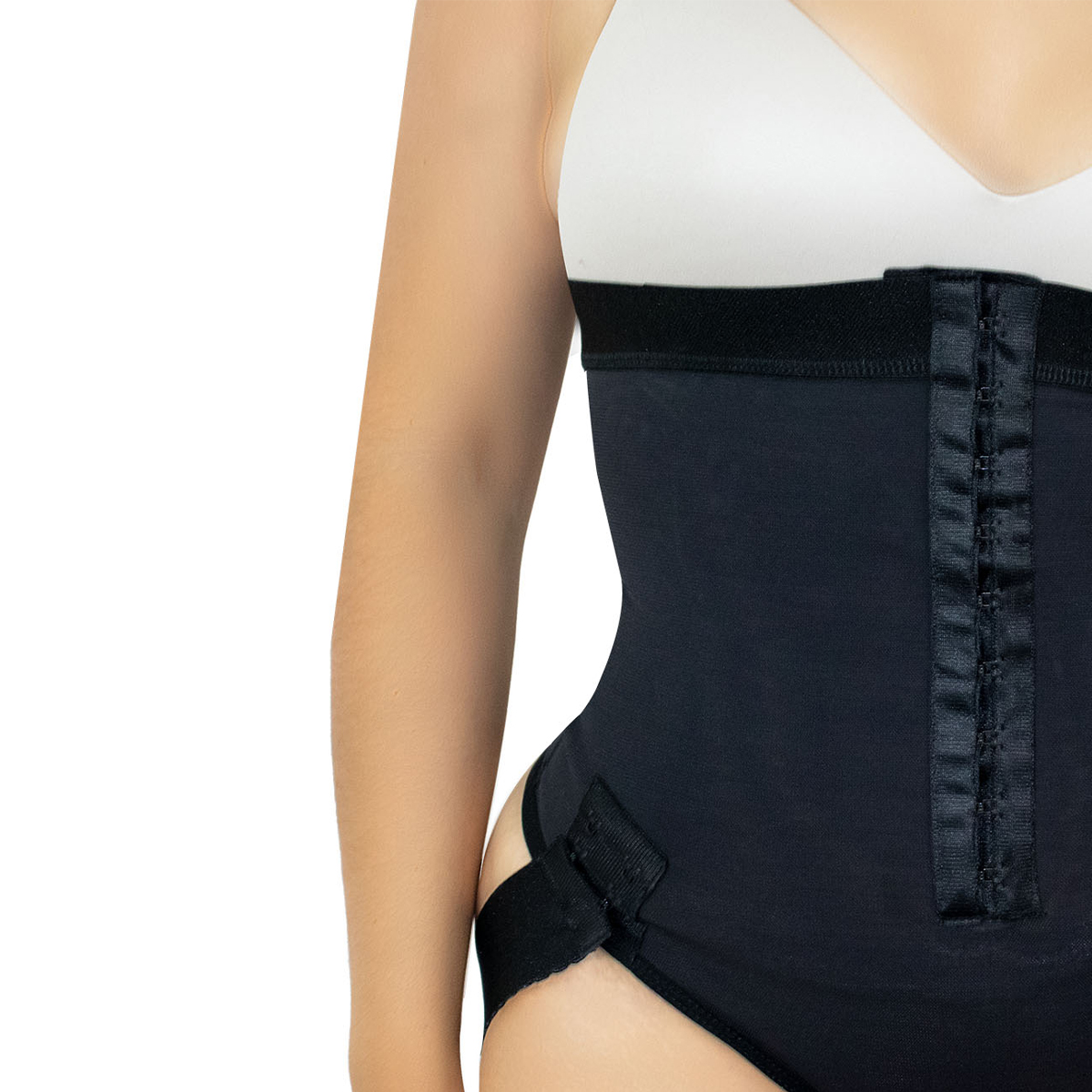 Faja Panty Cintura Alta Levanta Glúteos Cadera con Arnés Comprime Abdomen Passion wear Pump Sin Rellenos