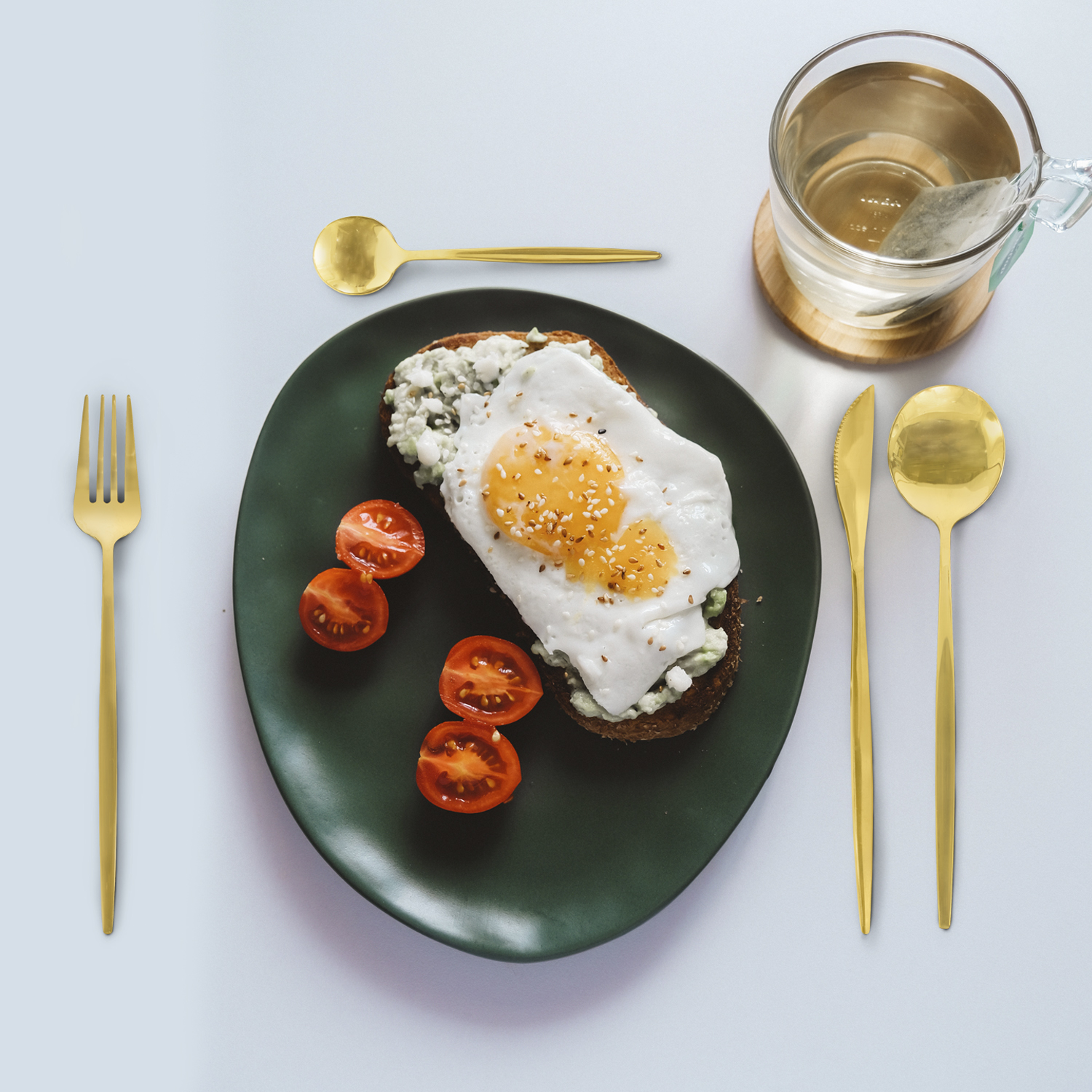 Juego De Cubiertos Dorados 24 Piezas, Cuchillo Cucharas Tenedores