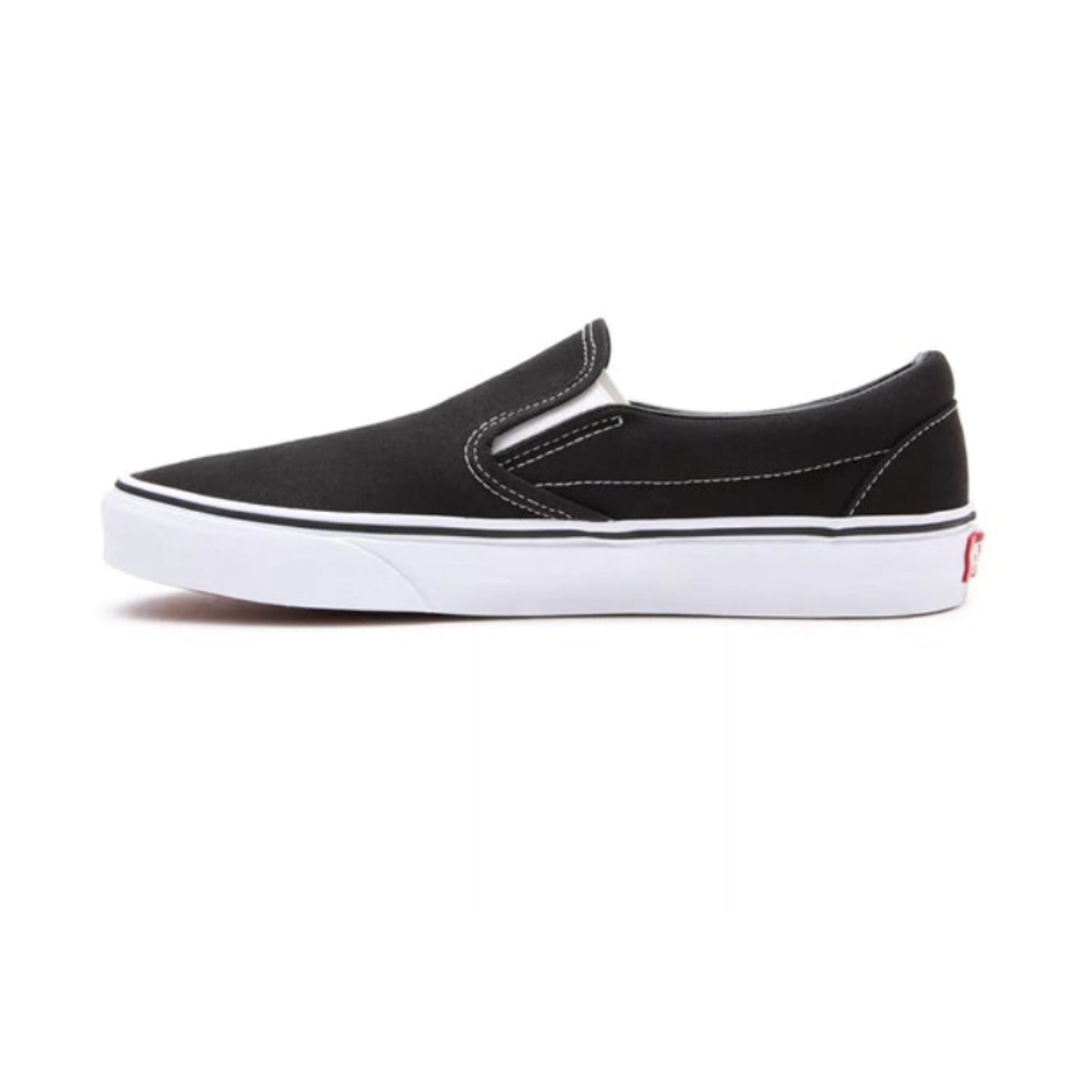 Tenis casual Vans Slip On negro VN00EYEBLK