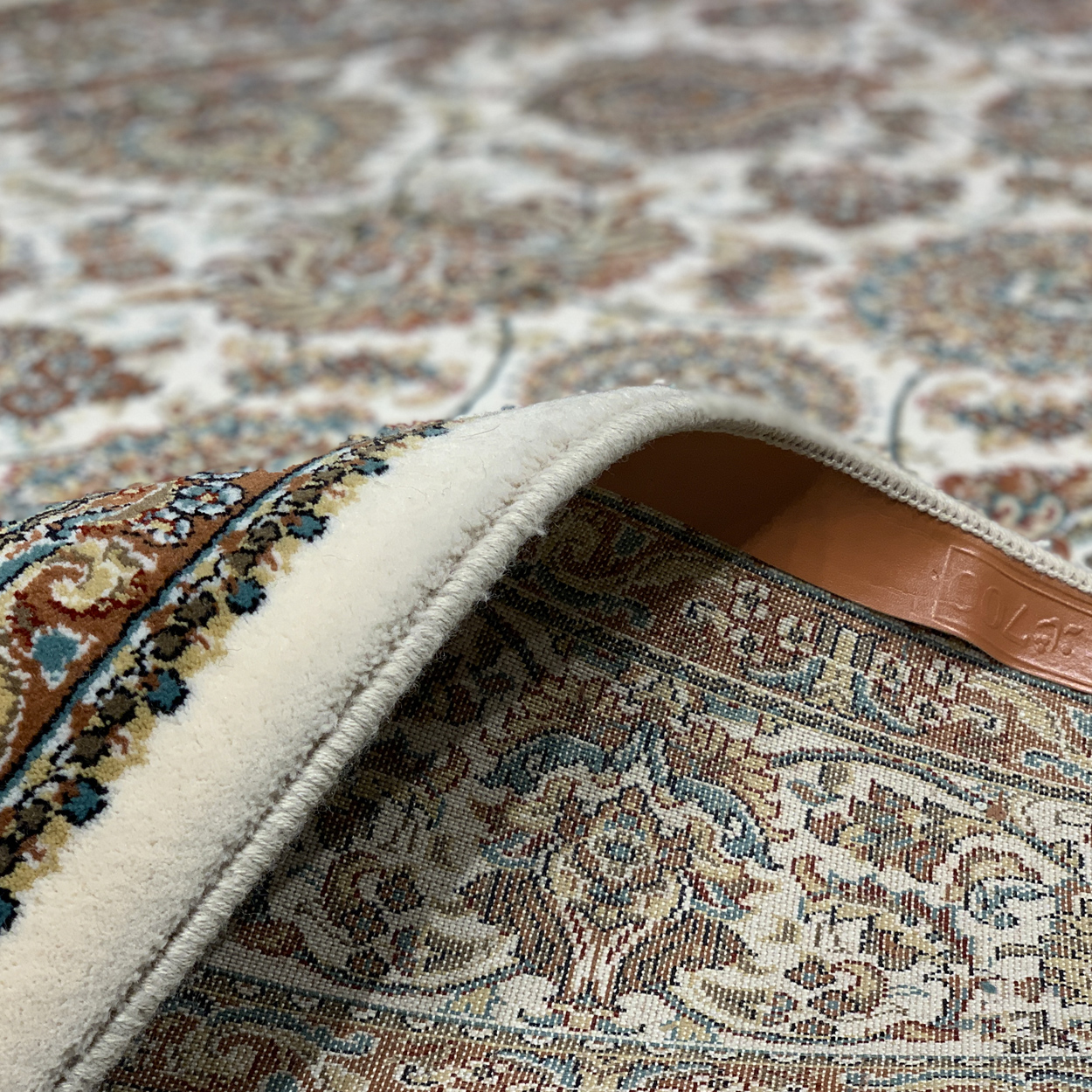 Tapete Decorativo Isfahán Hermez TheraRugs 2x3 M