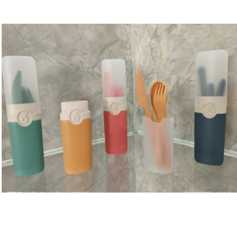 Juego de cubiertos de plastico reutilizables