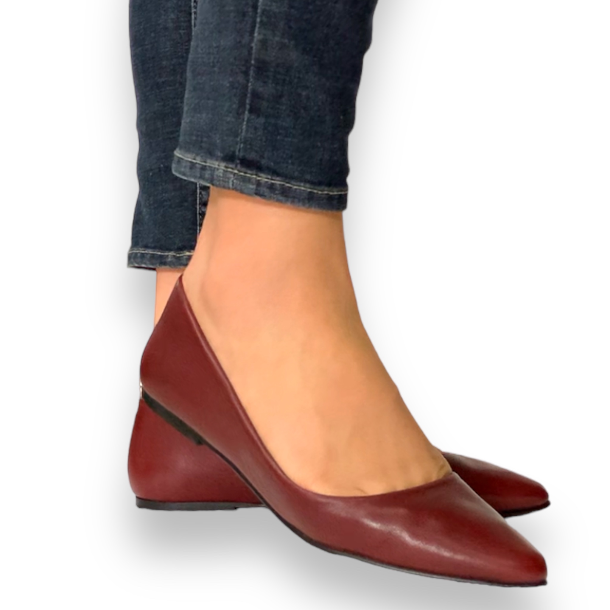 Flats vino en punta liso Gillio