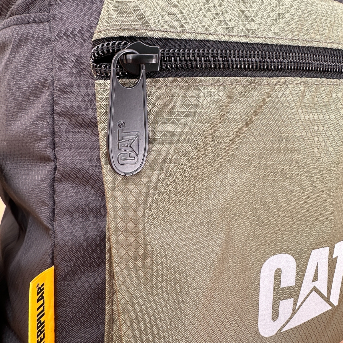 Mochila Caterpillar Impermeable Maleta Unisex Viaje Montaña