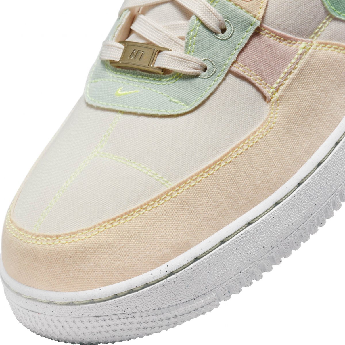 Tenis Nike Air Force 1 07 LX Next Nature DR5648-030