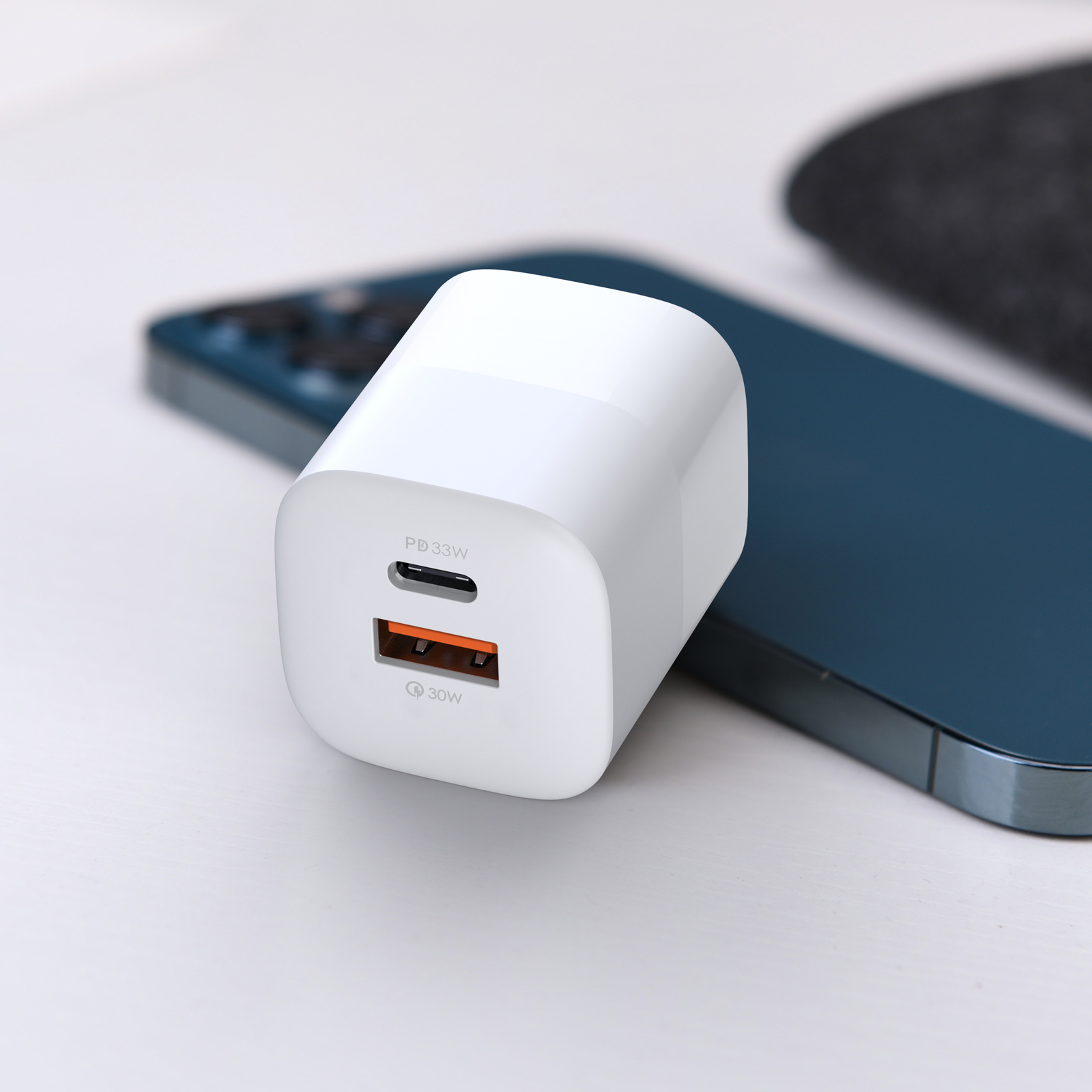 Mini Cubo de Carga Rápida USB A y Tipo C 33W Blanco.