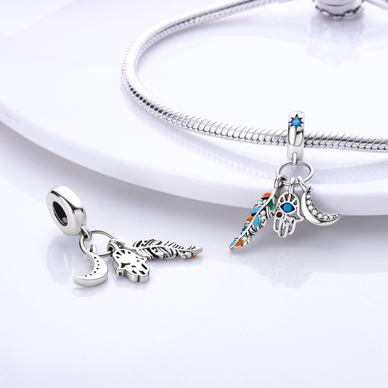 Charm Triple Hamsa Mano Fatima Luna y Pluma Dije En Plata Compatible Pulsera Pandora