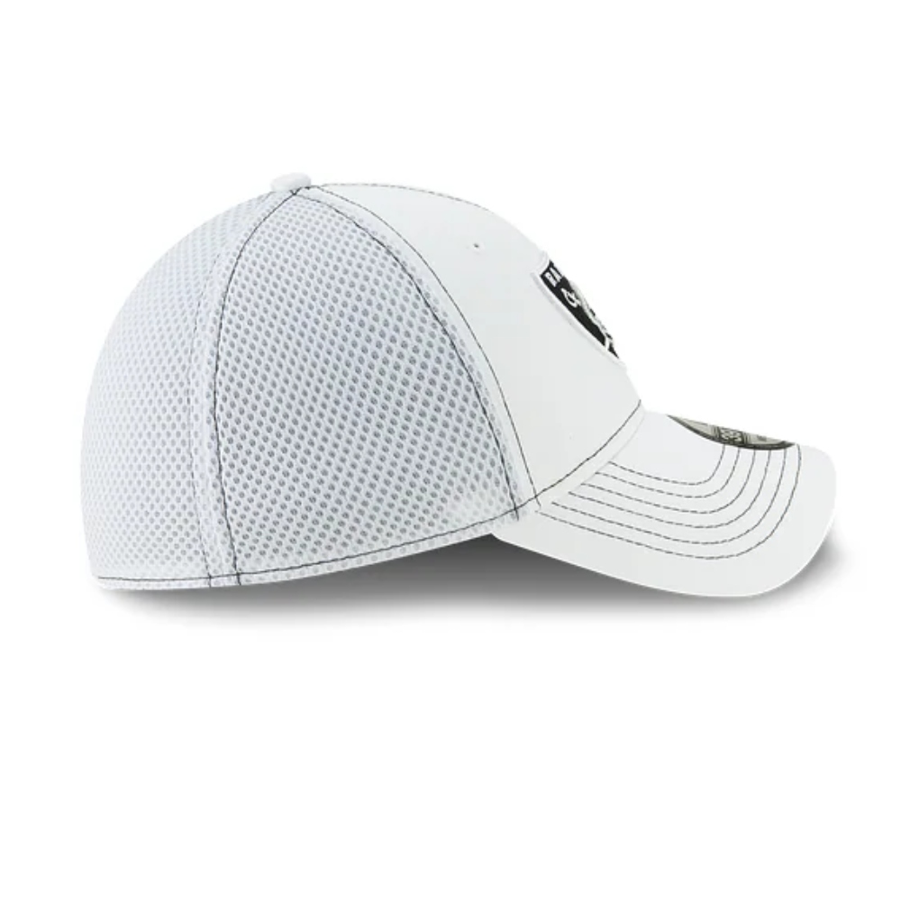 Gorra New Era 39thirty Raiders blanca 11859620