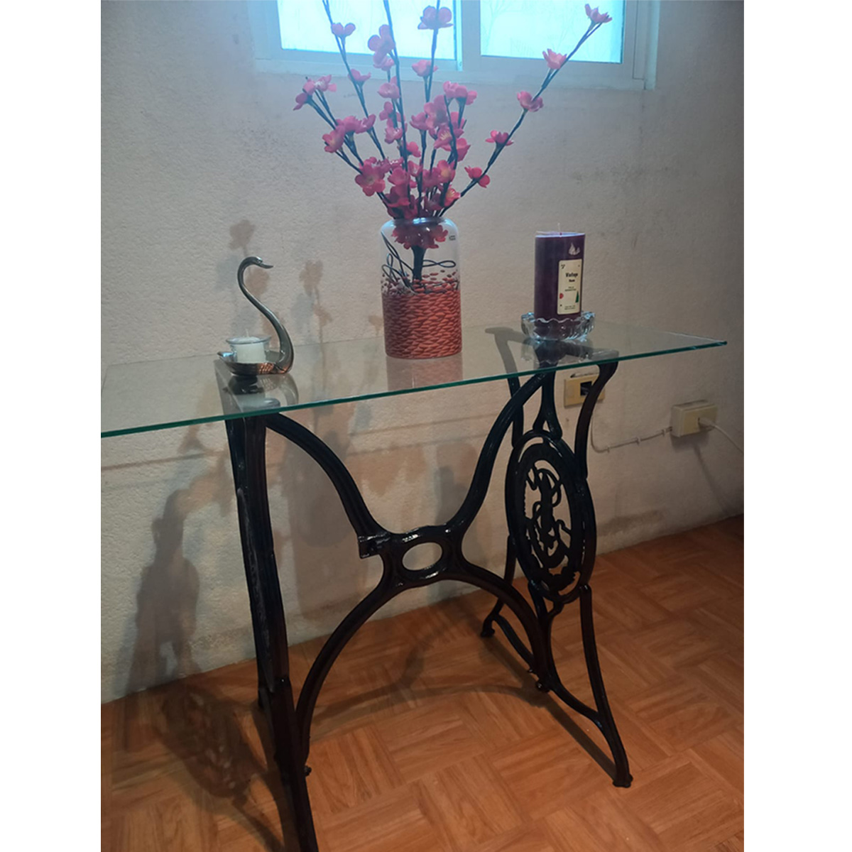 HL molmor, Mesa de centro o recibidor tipo máquina de coser forja y base de cristal, mod102