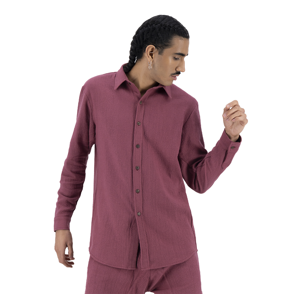 Camisa Colección Merkabá x Alan Wein vino Lino