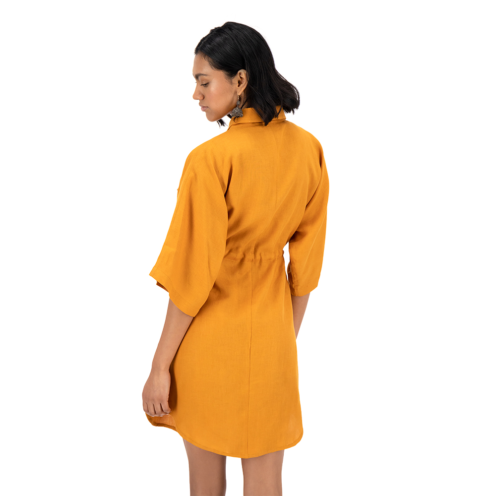 Vestido camisero Merkabá mostaza lino