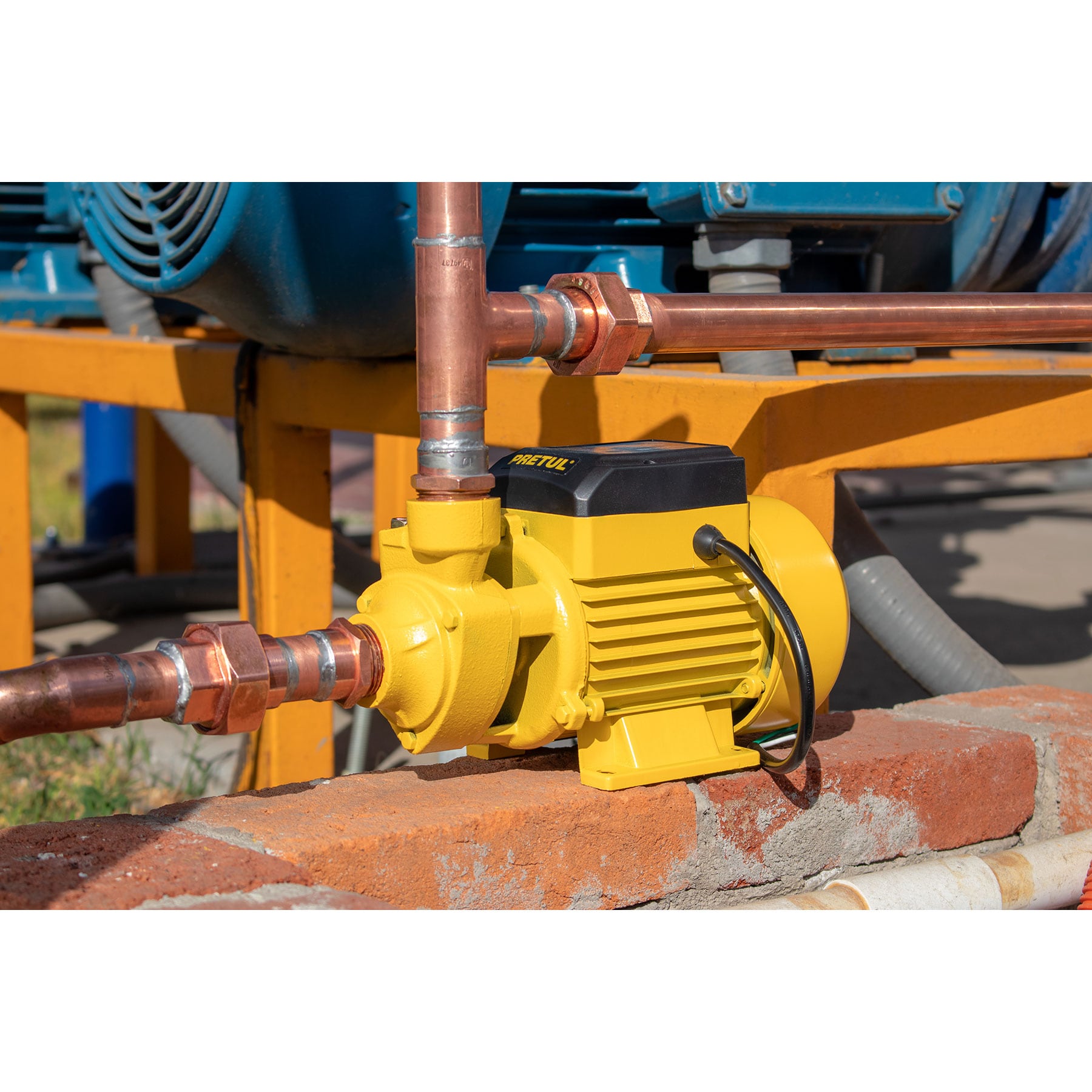 Bomba periférica 1/2 HP, Pretul - 30 L/min Altura máxima 20 m