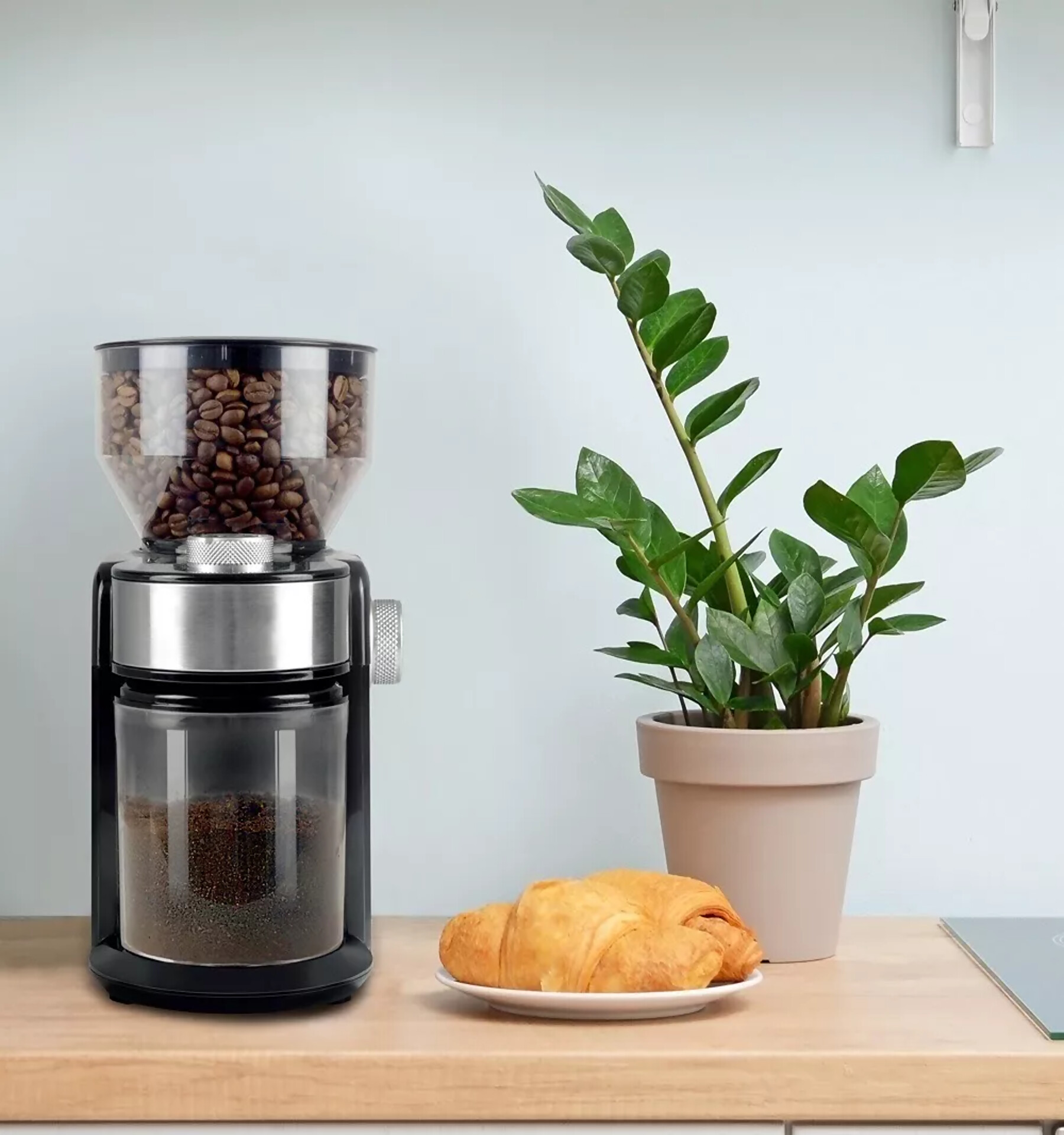 Molino Para Café Y Especias MK-CG-12K Powergrind 200g Negro Masterchef