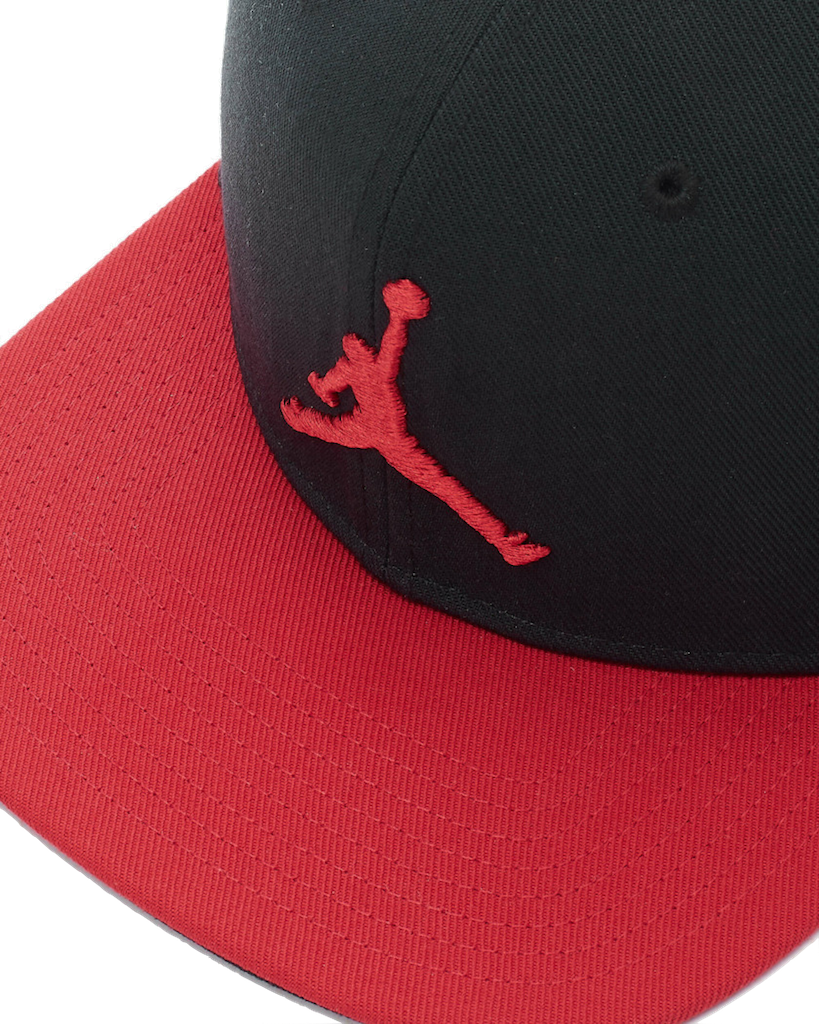 Gorras best sale jordan cerradas