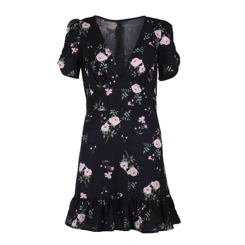 Vestido negro con flores
