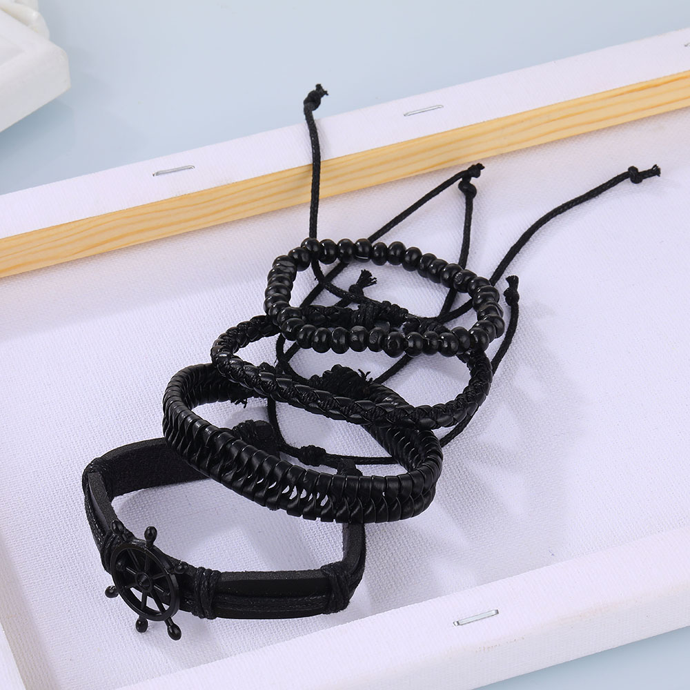 Set De Pulseras Con Timon Negro