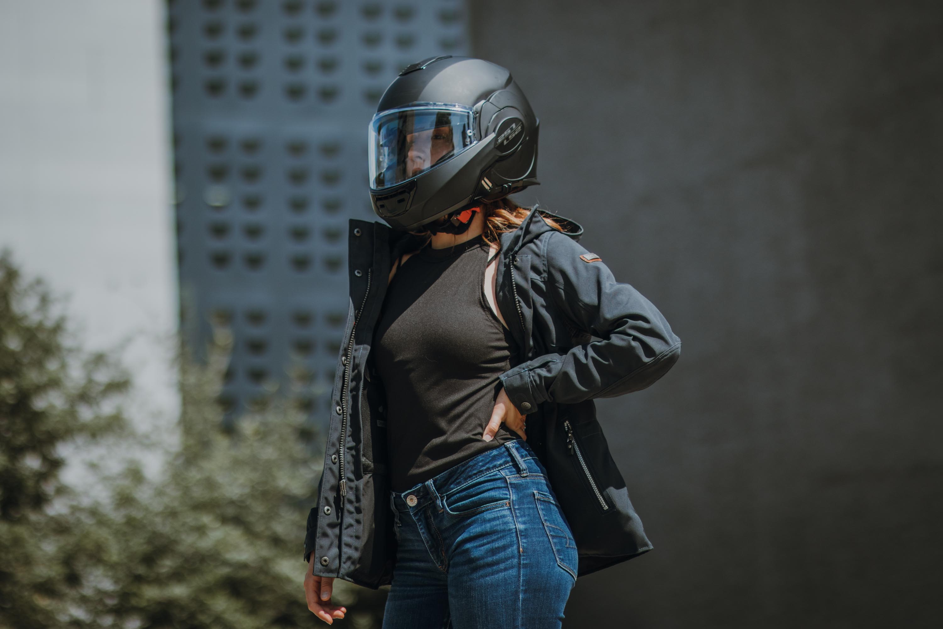 CASCO ABATIBLE LS2 VALIANT 180 DEGREES PROX BLANCO ROJO FF399