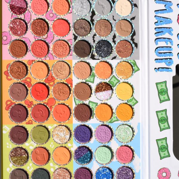 Paleta de sombras Likëpink Los Simpson