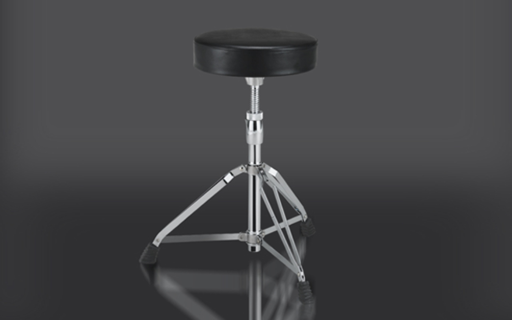 Bateria Tama Stagestar de 5 piezas. Azul con atriles, asiento y platillos Sg52kh6c-db