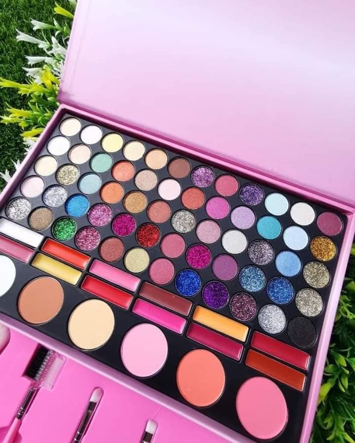 Paleta De Sombras Huda New Larga Duración Para Maquillaje, Set De Sombras Para Maquillaje Profesional, Kit De Maquillaje Profesional Con Brochas