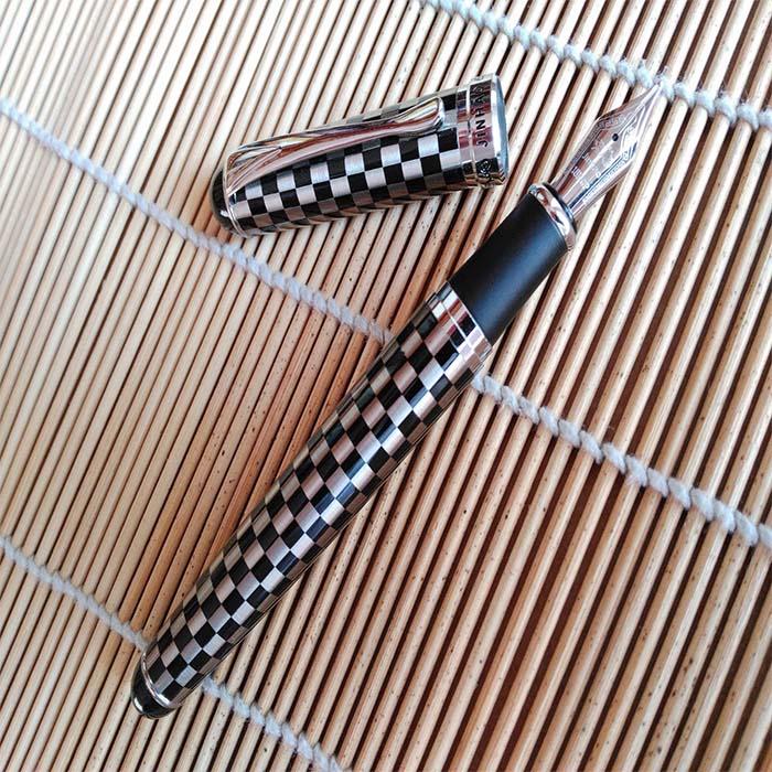 Plumas Fuente Punta Fina MXBKA-010-1 2pzas 0,5mm Punta PlataNegro 2 Tintas Rojas Acero Inoxidable Para Cartucho SmallCartri 3,4mm, SilBlack