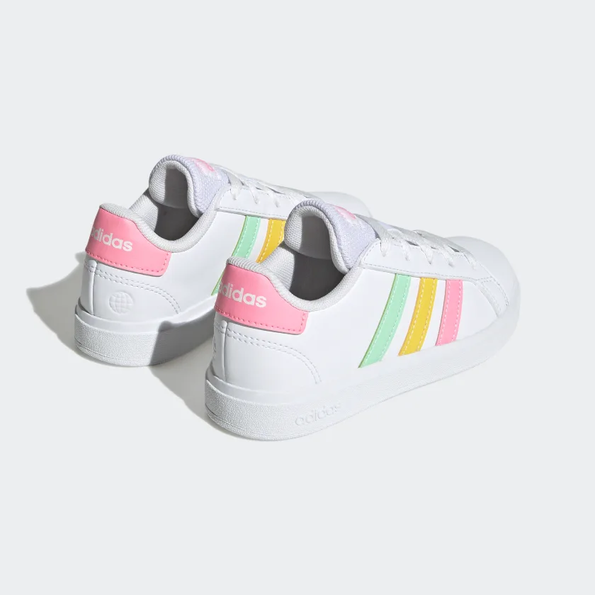 Tenis adidas blancos con colores new arrivals