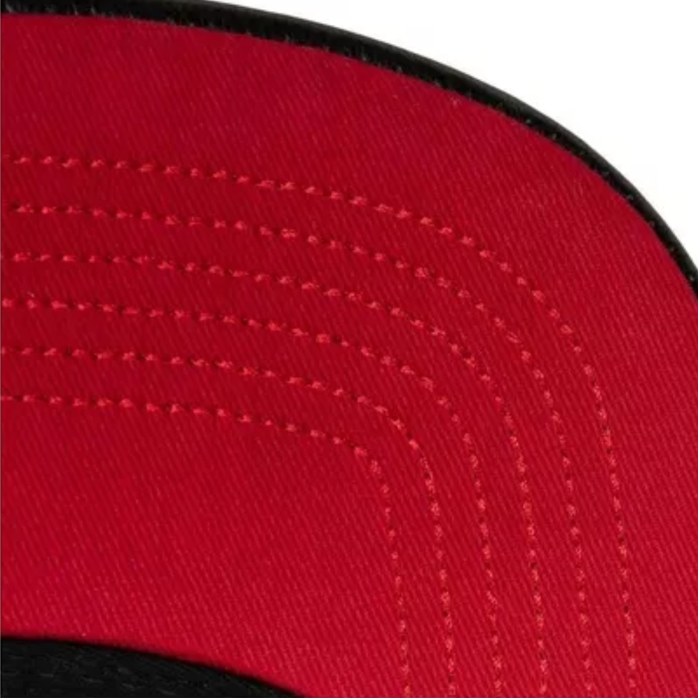 GORRA PLANA MITCHELL & NESS CHICAGO BULLS ROJA/NEGRA UNISEX CBUBKWH