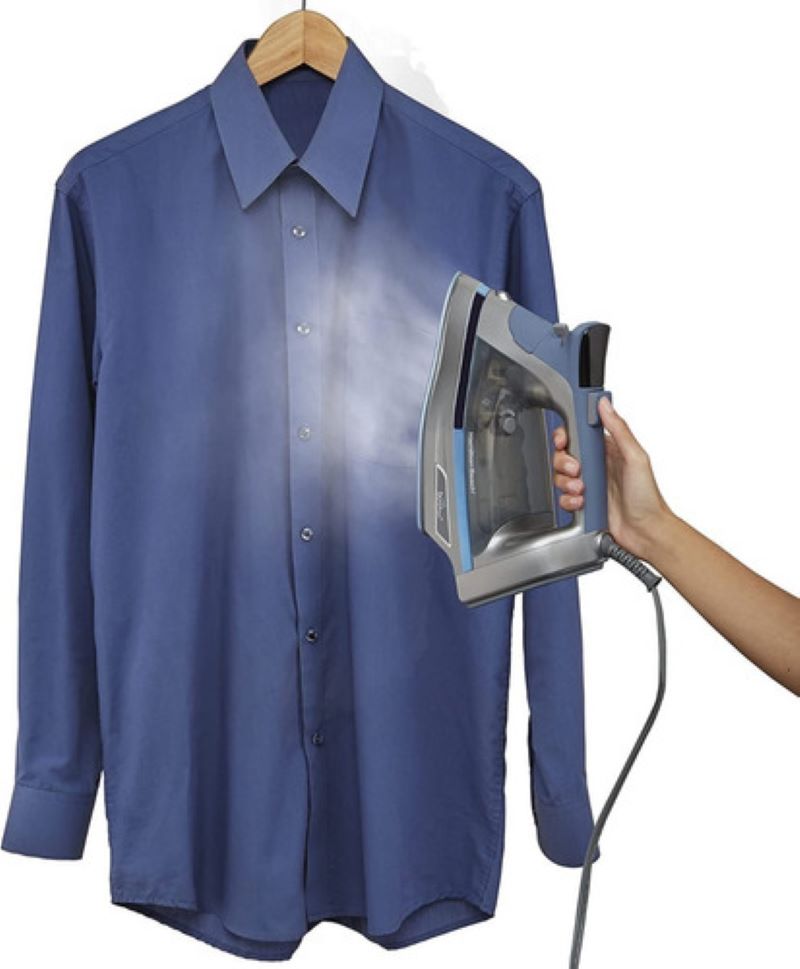 Plancha de Vapor Vertical Hamilton Beach 19910 Base Antiadherente