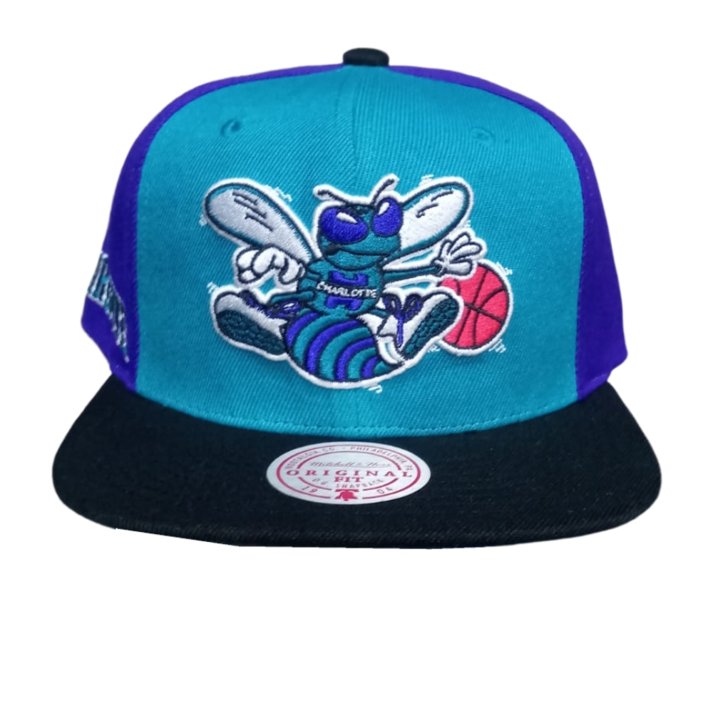 Gorra MItchell & Ness Snapback Charlotte Hornets Azul 535540