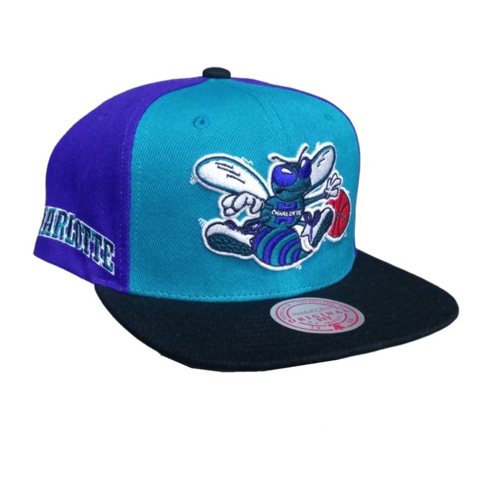Gorra MItchell & Ness Snapback Charlotte Hornets Azul 535540
