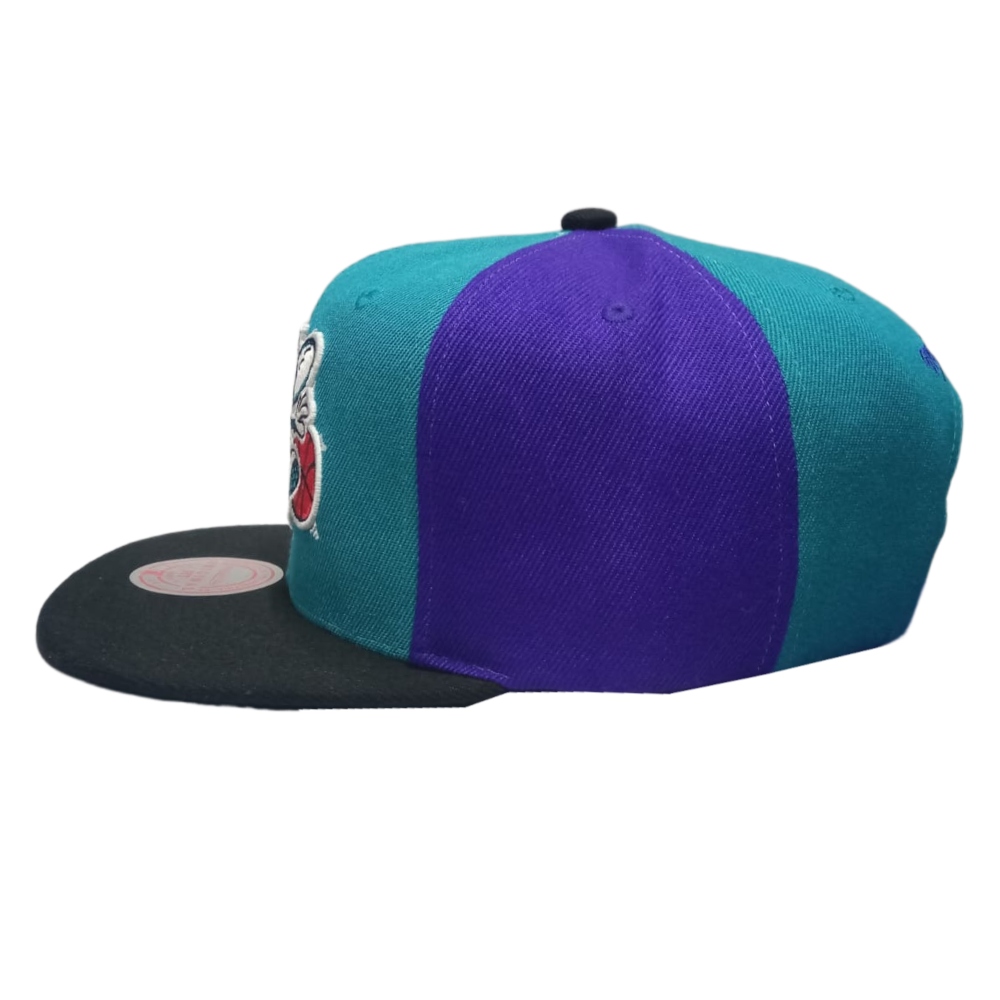 Gorra MItchell & Ness Snapback Charlotte Hornets Azul 535540