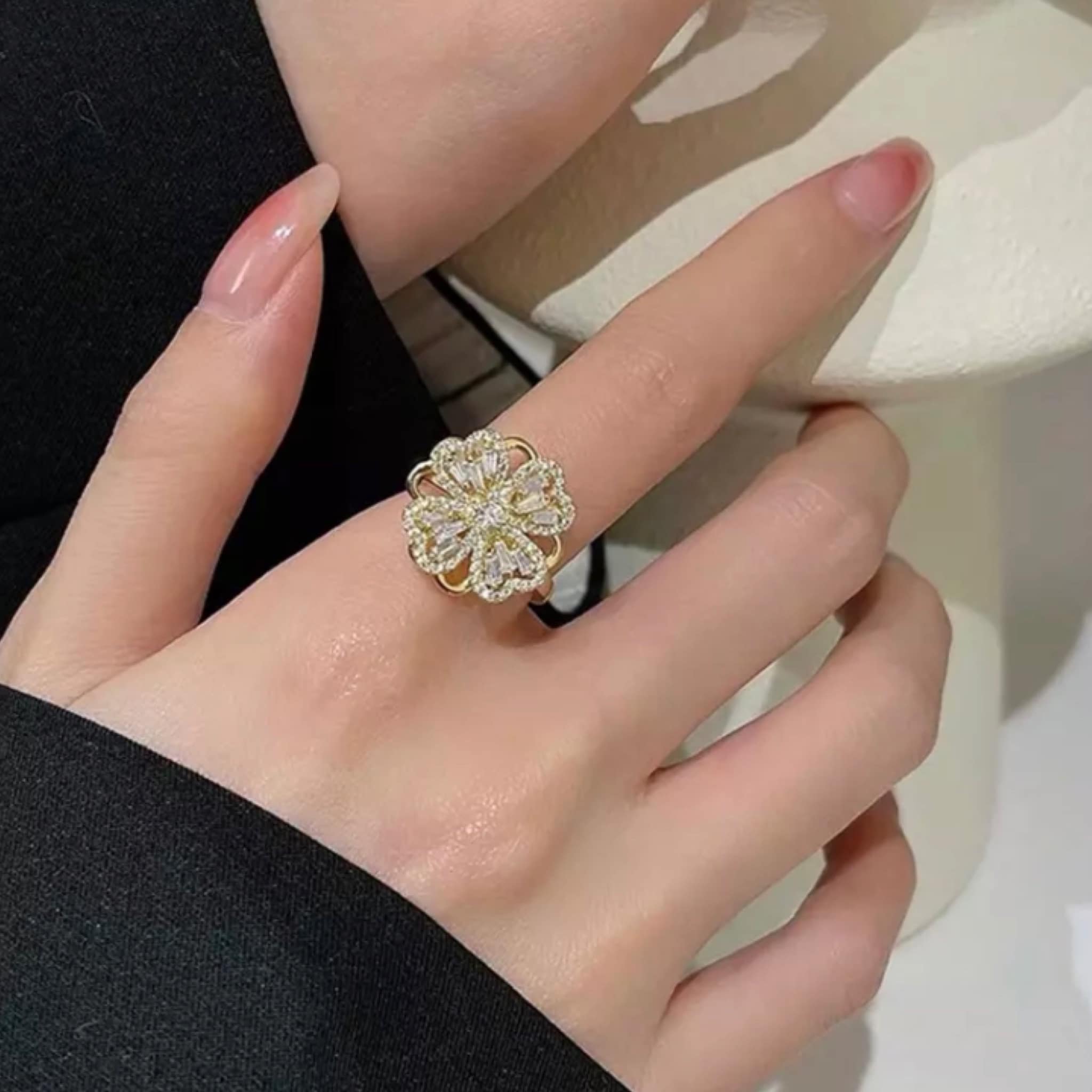 ANILLO GIRATORIO TREBOL ANTIESTRES DORADO