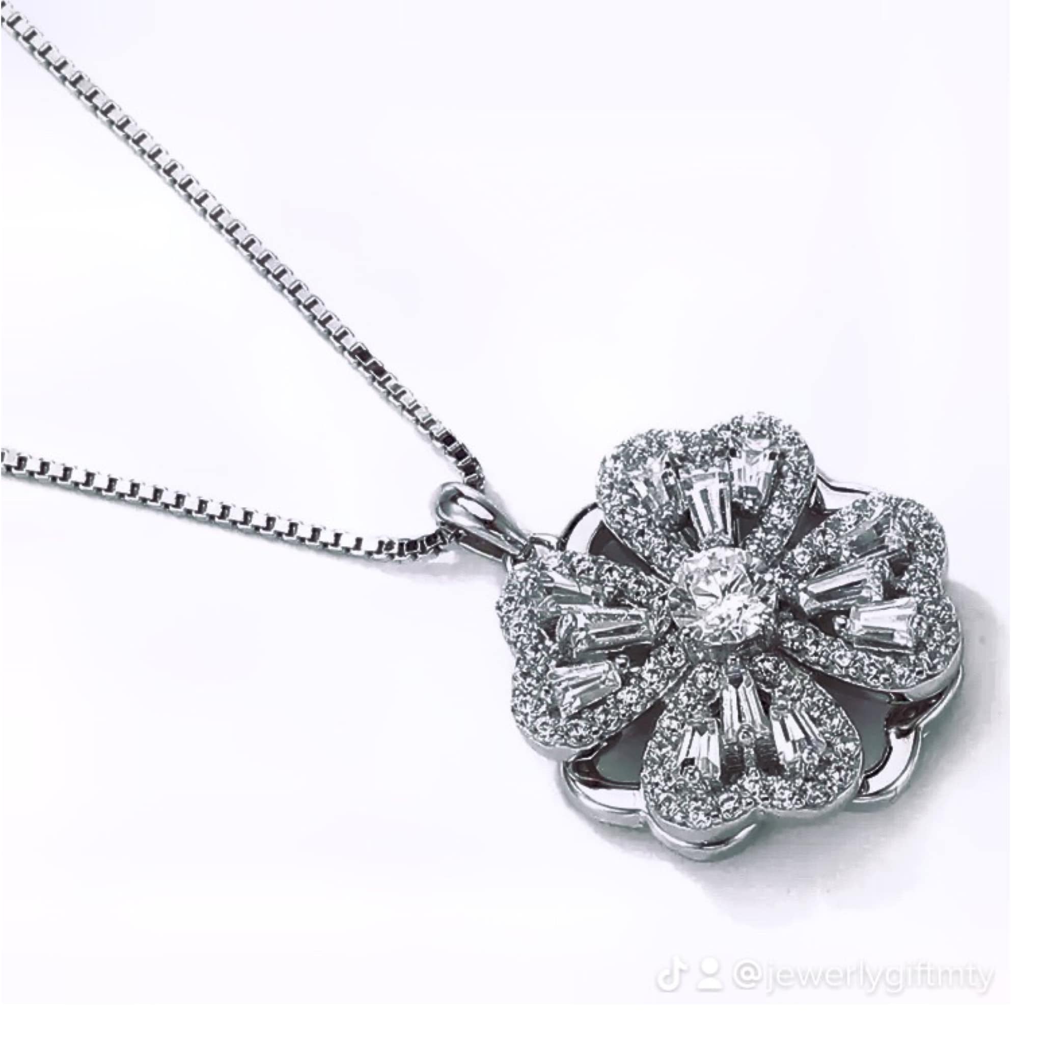 COLLAR TREBOL GIRATORIO ANTIESTRES