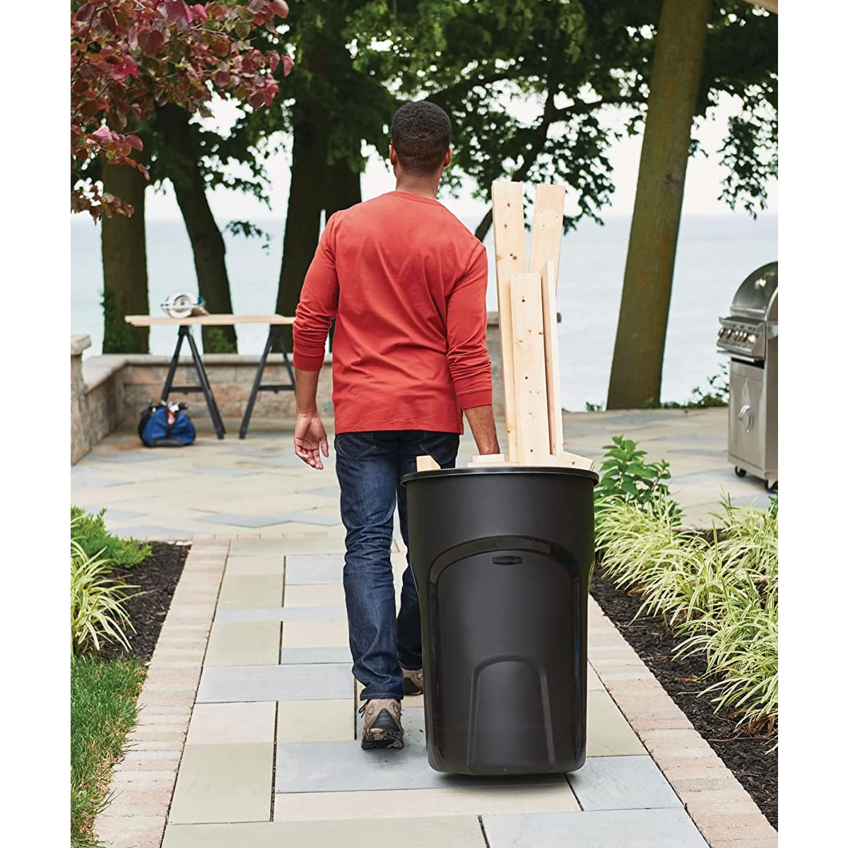 Contenedor de Basura De 121 L Rubbermaid Roughneck SMS