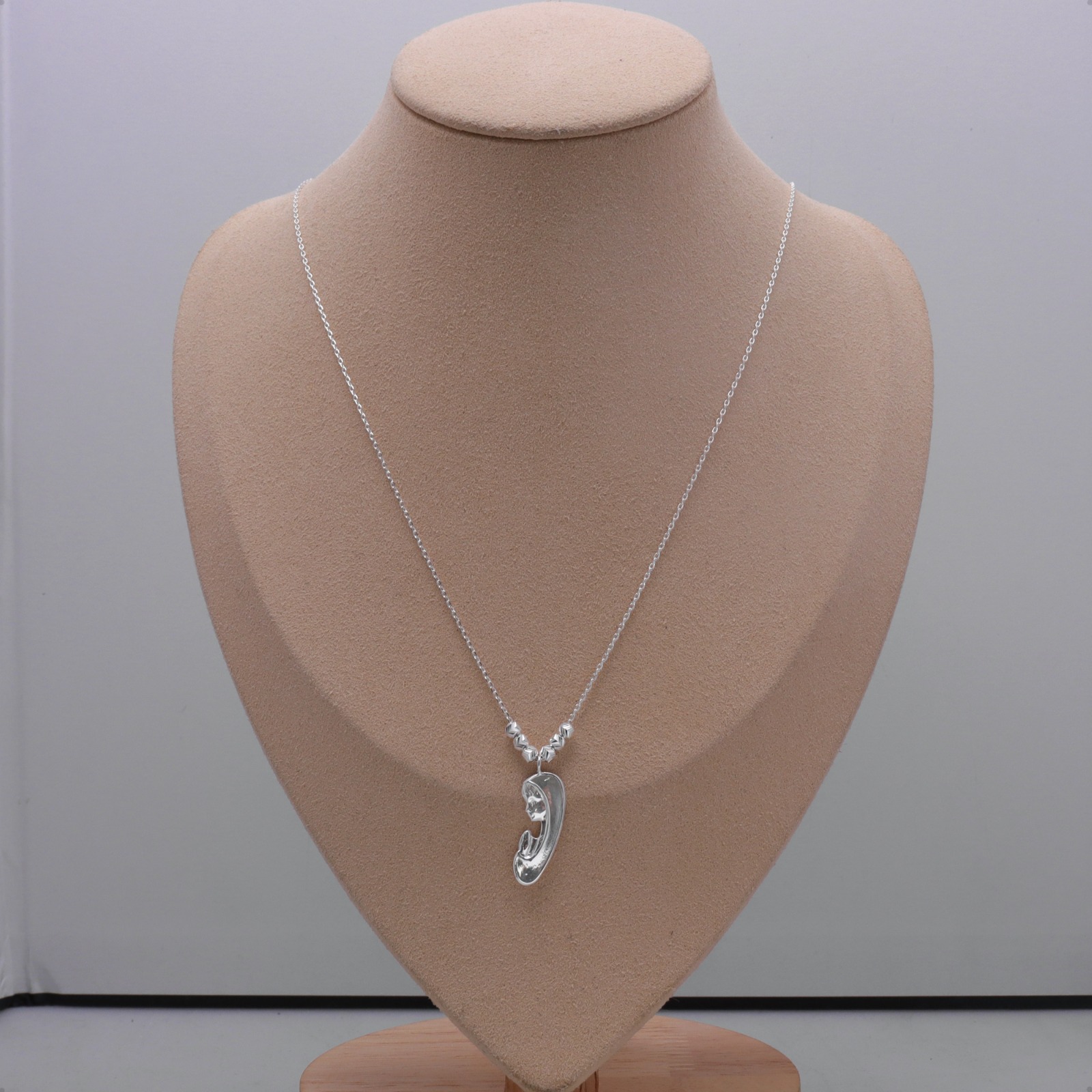 Collar Semanario Medalla Con Dije Virgen María Plata Ley 925.