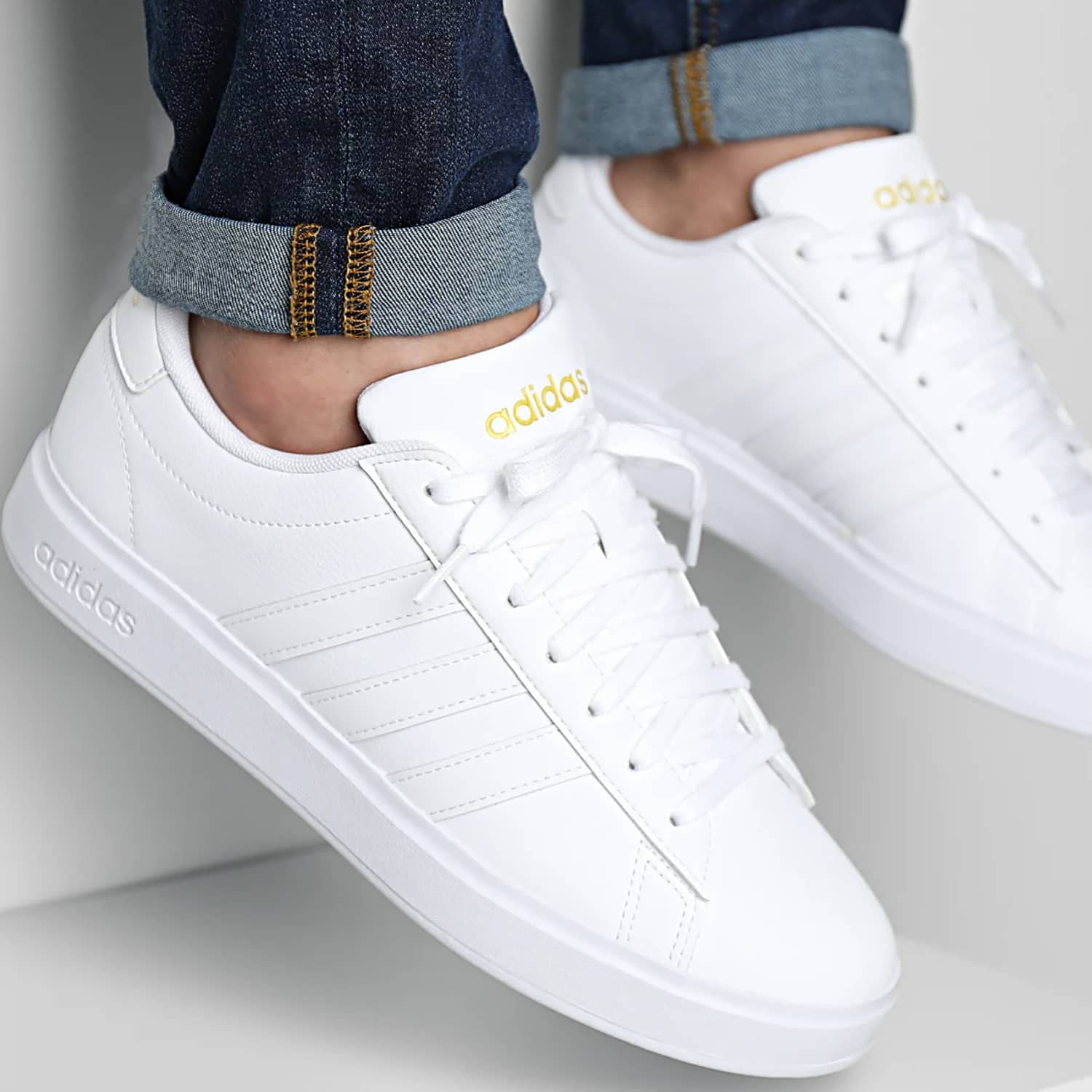 Tenis Adidas Grand Court 2.0 - GW9213 - Blanco - Mujer 