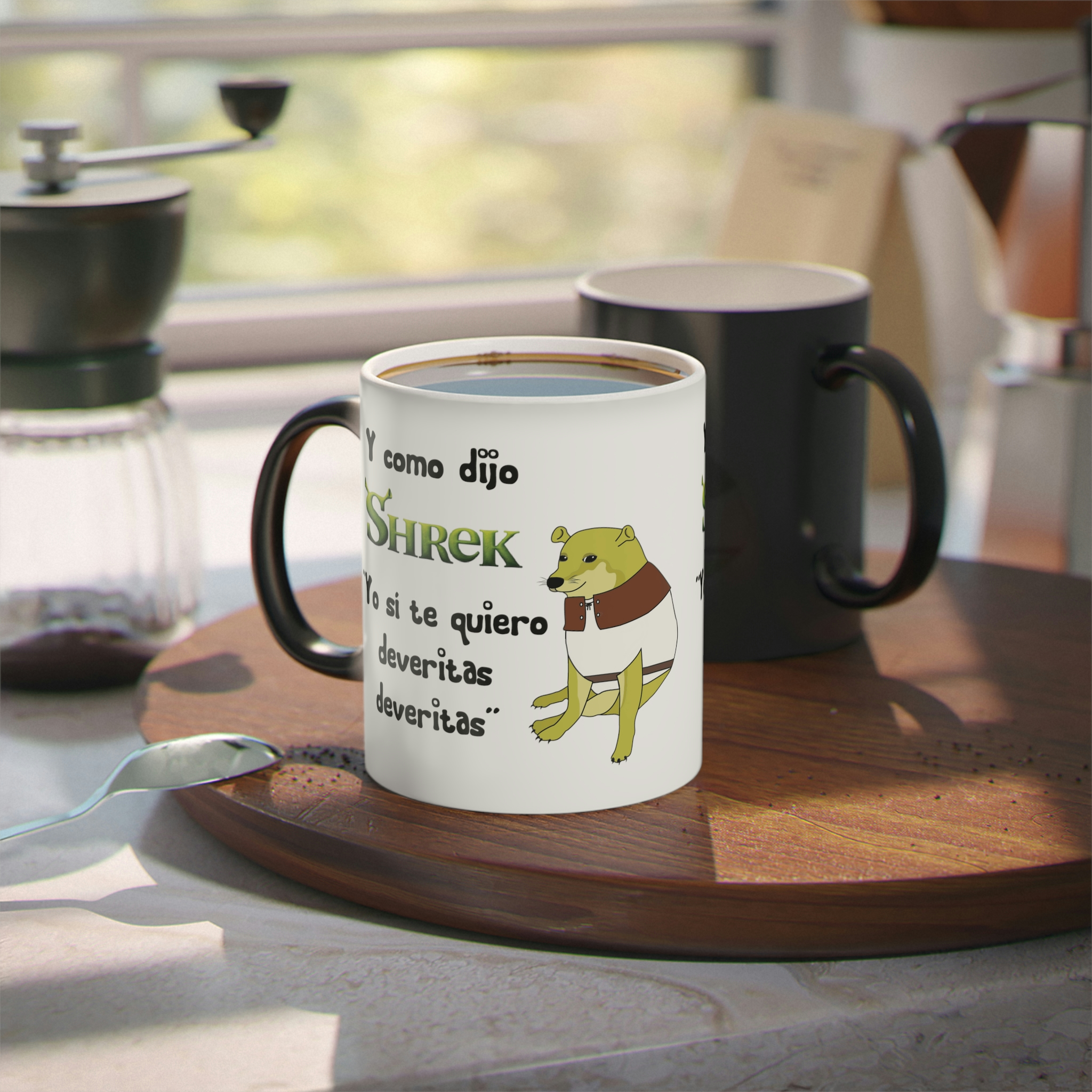 Perro Cheems Y Cómo Dijo Shrek Diferentes Personajes | Taza Divertida Memes | Taza Mágica Sensible Al Calor | Apta Para Microondas y Lavavajillas | Transforma tus Mañanas con Nuestras Encantadoras Tazas de Cerámica