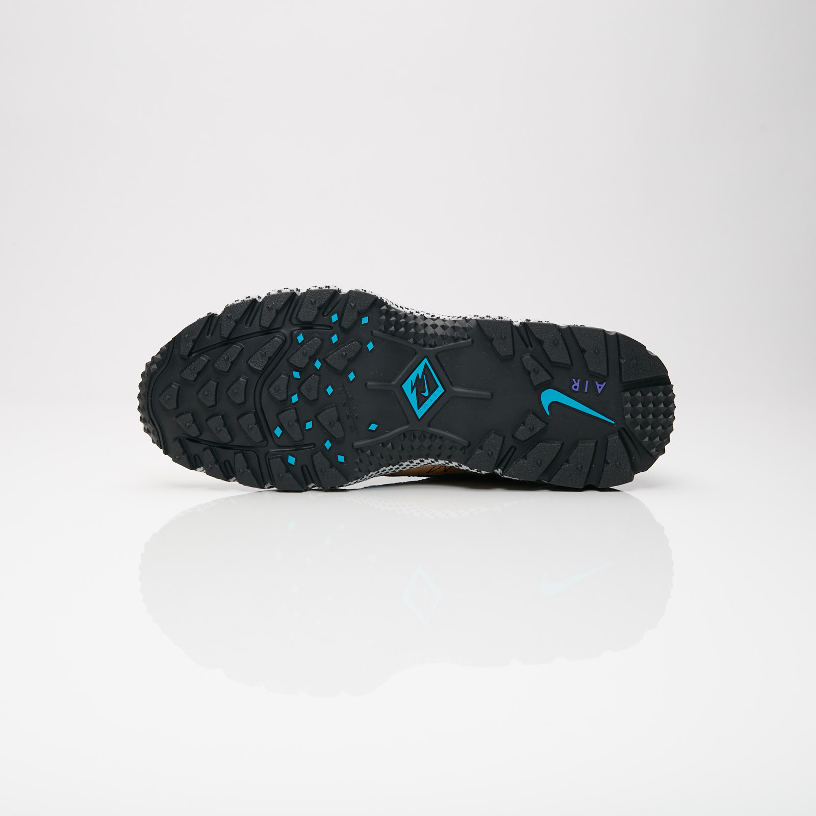 Tenis Hombre Nike Air Humara 17 QS Original