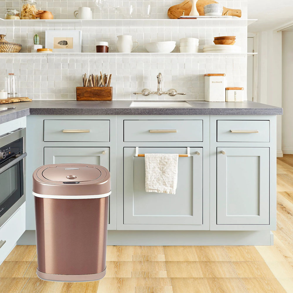Bote de Basura Inteligente Para Cocina, Baño, Oficina. 15 Litros, Acero Inoxidable. Con Cubo Interior y Tapa Automática con Sensor de Movimiento. Color Dorado.