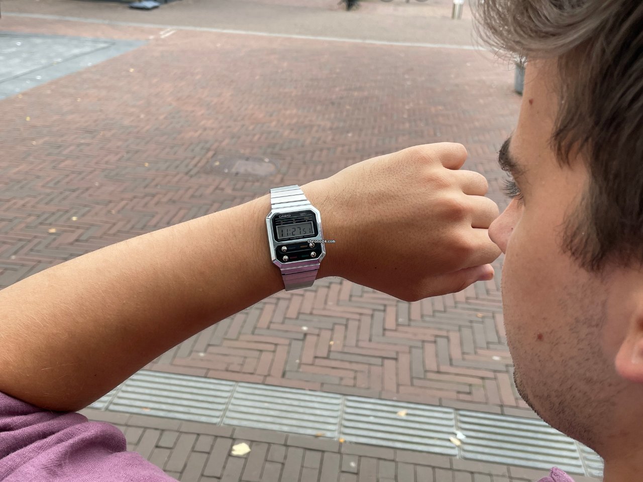 Reloj unisex Casio A100we Vintage Alien Ripley Cronómetro Luz Led correa de acero inoxidable