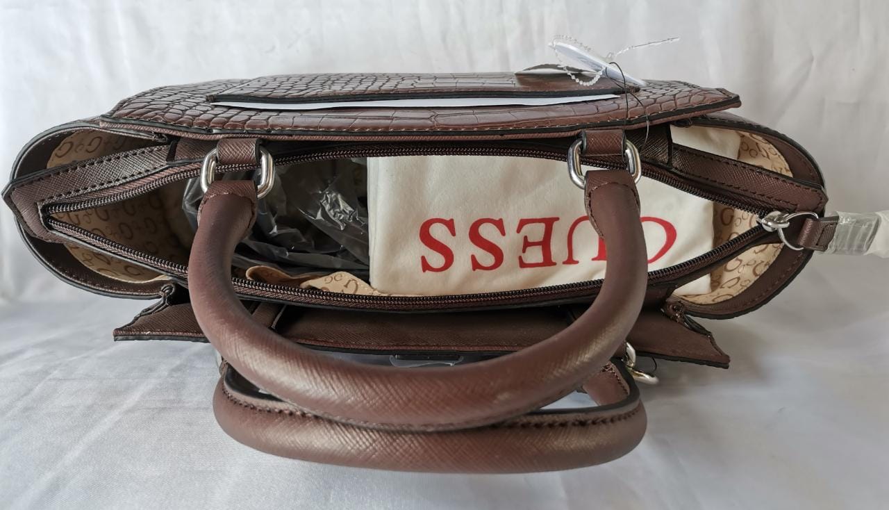 Bolsa Guess Skyla  Nueva Y 100% Original Cr765106-bro